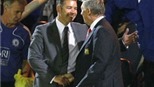 Sa thải con trai HLV Alex Ferguson, Preston phải trả giá