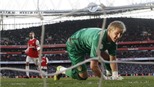 Arsenal - Leeds, 1-1: Pháo thủ thoát chết