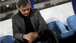 Mourinho lại gặp rắc rối với trọng tài