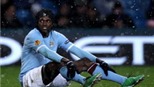 Real quay sang Adebayor và Aguero vì khó vụ Van Nistelrooy