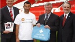 Giggs tin Sir Alex sẽ tại vị thêm 5 mùa bóng