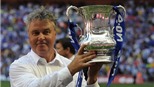 Chelsea mời Guus Hiddink trở lại Stamford Bridge? 