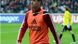 Ballack lại dính chấn thương: Nối gót Ronaldo “béo”?