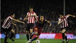 Barca - Bilbao 2-1: Nụ cười trên những bàn tay trắng