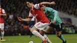 Arsenal muốn "trói chân", Nasri vẫn đủng đỉnh