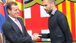 Pep Guardiola ký hợp đồng mới với Barca: Vết gợn từ những cuộc chuyển nhượng
