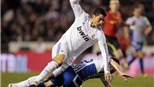 Ronaldo “tịt ngòi”, Real bất lực nhìn Barca bứt phá