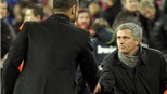 HLV Guardiola đáp trả “Người đặc biệt” Mourinho