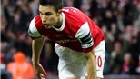 Van Persie không thể tới Nou Camp?