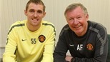  Carrick và Fletcher ký hợp đồng mới