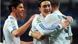 Real Madrid-Malaga 7-0: "7 sao", nhưng vẫn còn 7 điểm