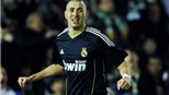 Không Ronaldo, Real vẫn đại thắng Racing:   Mourinho và quà tặng của vận hạn