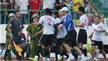 V.NB: Buồn vui lẫn lộn
