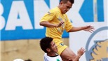 Nhìn lại lượt đi V-League 2011: Sự lên ngôi của bóng đá bạo lực
