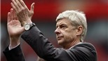 HLV Wenger: "Đừng dùng Twit nữa"
