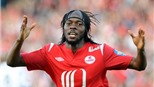 Arsenal và Man City tranh mua Gervinho