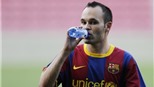 Andres Iniesta: Cầu thủ nhỏ của những thời khắc vĩ đại
