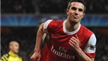 Van Persie chỉ trích lối sống của cầu thủ Anh