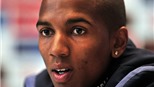 Ashley Young và cuộc sống mới ở Old Trafford: Cơ hội và thách thức