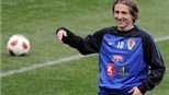Modric “bật lại" chủ tịch Tottenham để được tới Chelsea