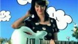 Katy Perry xinh đẹp đã vượt Lady Gaga lập dị