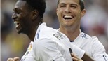 Spurs quyết tâm chiêu mộ Adebayor