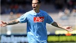 Hamsik sẽ không rời Napoli