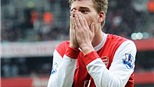 Bendtner đến Sporting Lisbon