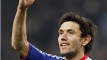 Chelsea tiễn Zhirkov, đón Modric?