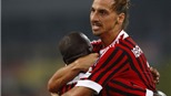 Ngược dòng trước Inter, AC Milan giành Siêu Cúp Italia 2011