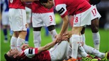 Arsenal mất van Persie, Gibbs và Vermaelen