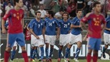 Italia xuất sắc vượt qua TBN, Brazil trắng tay trước Đức