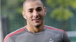 Benzema chấn thương?