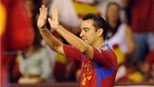 Xavi phá kỷ lục của Raul Gonzalez