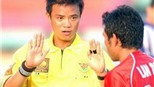Trọng tài Võ Quang Vinh đoạt danh hiệu “Chiếc Còi Vàng” mùa bóng 2011