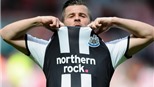 02h00 ngày 13/9, QPR (14) - Newcastle (6): Ngày "Bad boy" Barton gặp lại Newcastle