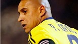 Roberto Carlos làm “sếp” ở Anzhi