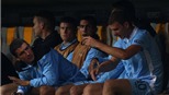 Không muốn theo Tevez, Dzeko xin lỗi Man City