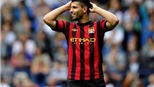 Man City sợ mất Aguero