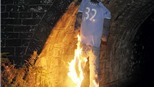 Đốt hình nộm để "dằn mặt" Tevez