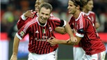 Hủy diệt Palermo 3-0, Milan giải cơn khát chiến thắng