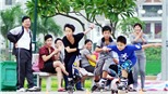 Khi giới trẻ tự tổ chức đua... patin