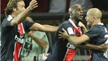 Hat-trick của Gameiro đưa PSG độc chiếm ngôi đầu Ligue 1