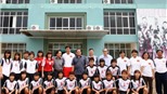 Việt Nam-Singapore 9-1: Không thủng lưới thì hay