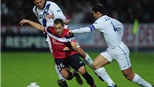 Inter: Rũ bùn đứng dậy...