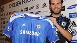 Juan Mata bán áo kỉ niệm làm từ thiện