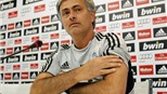 Mourinho “làm hòa” với Malaga và Pellegrini