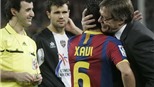 Xavi lại bắt kịp huyền thoại Migueli