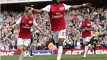 Arsenal – Stoke City 3 - 1: Van Persie lập cú đúp, "Pháo Thủ" nối dài mạch thắng