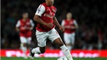 Hạ Bolton 2-1 ở Carling Cup, Arsenal tiếp nối ngày vui